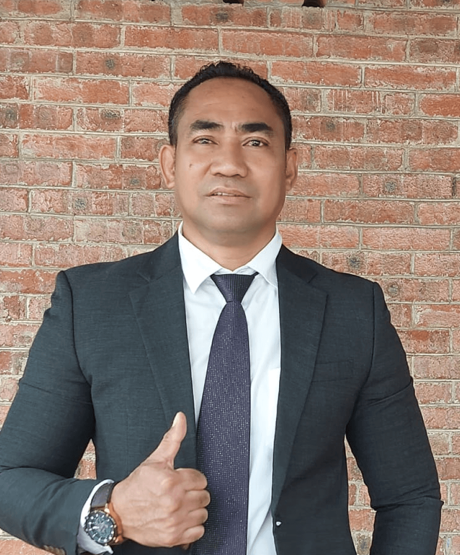 Dominggus Tobu Sahnitan S.H